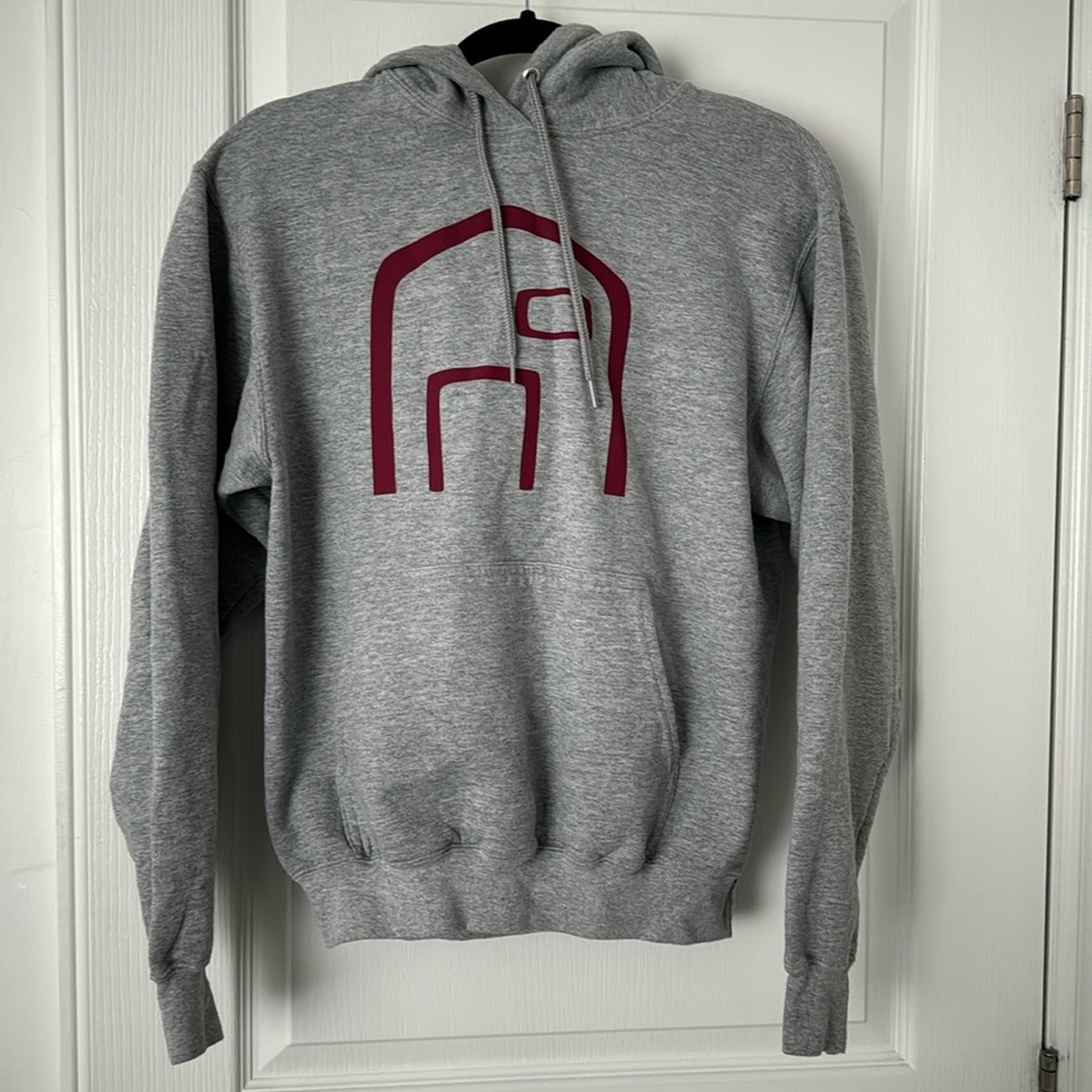 NORMAN HARDY Winerie Sweater